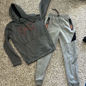 Bundle joggers and hoodie